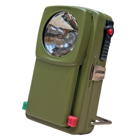 Военный трехцветный сигнальный фонарь Mactronic