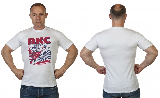 Стильная белая футболка с принтом ВКС - купить в Военпро
