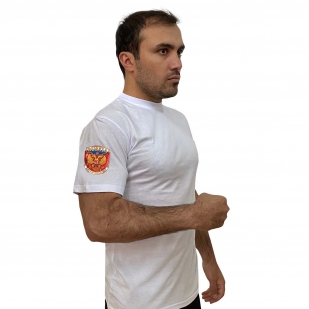 Белая футболка с термотрансфером Russia на рукаве