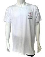 Белая мужская футболка K S C Y с красным принтом на спине