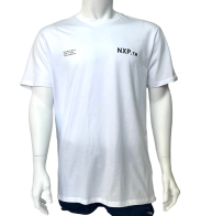 Белая мужская футболка NXP с черной полосой на спине
