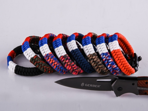 Браслет выживания с огнивом Браслет выживания с огнивом