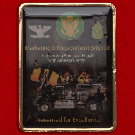 Челлендж коин За отличие в службе в бригаде по маркетингу и взаимодействию с общественностью Армии США, база Форт-Нокс
