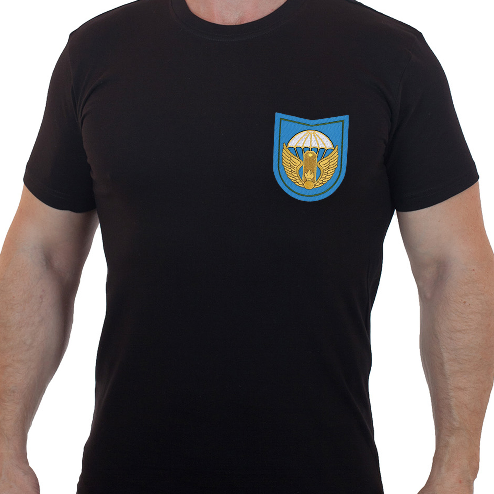 Купить черную армейскую футболку с вышитым знаком 242-го УЦ ВДВ по экономичной цене