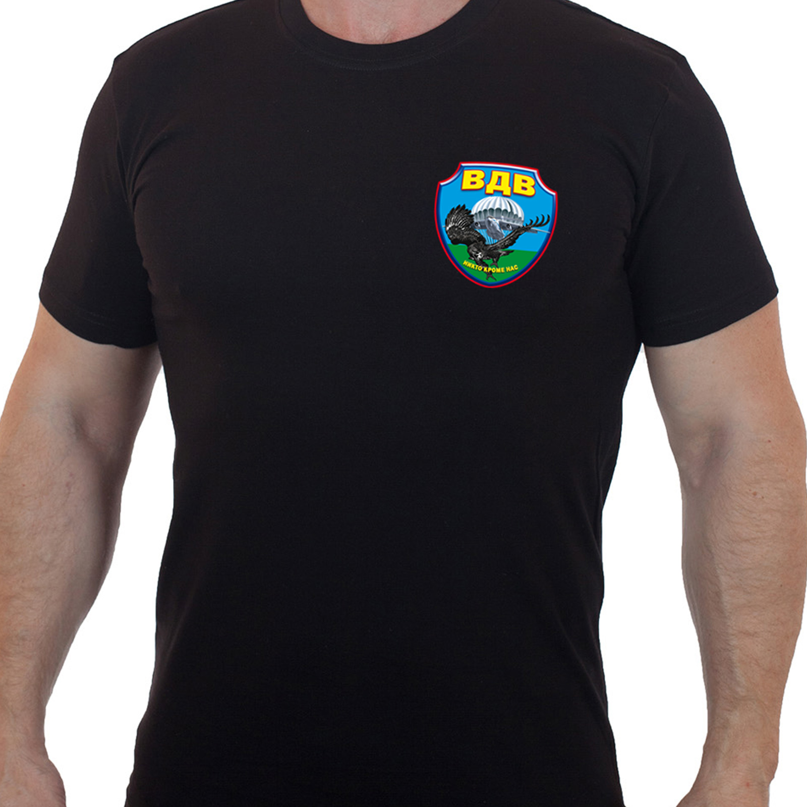 Чёрная футболка с термоаппликацией ВДВ