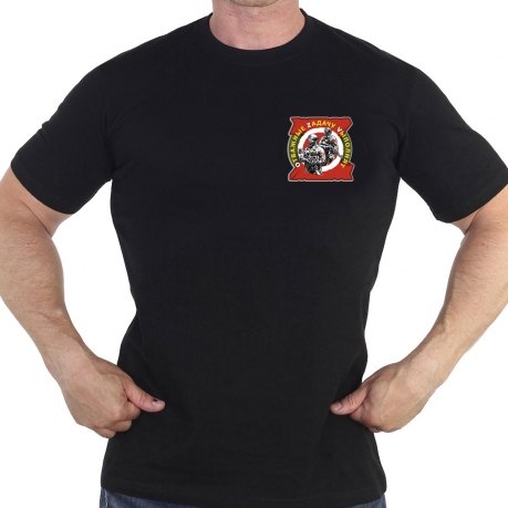 Чёрная футболка с термотрансфером Отважные Zадачу Vыполнят