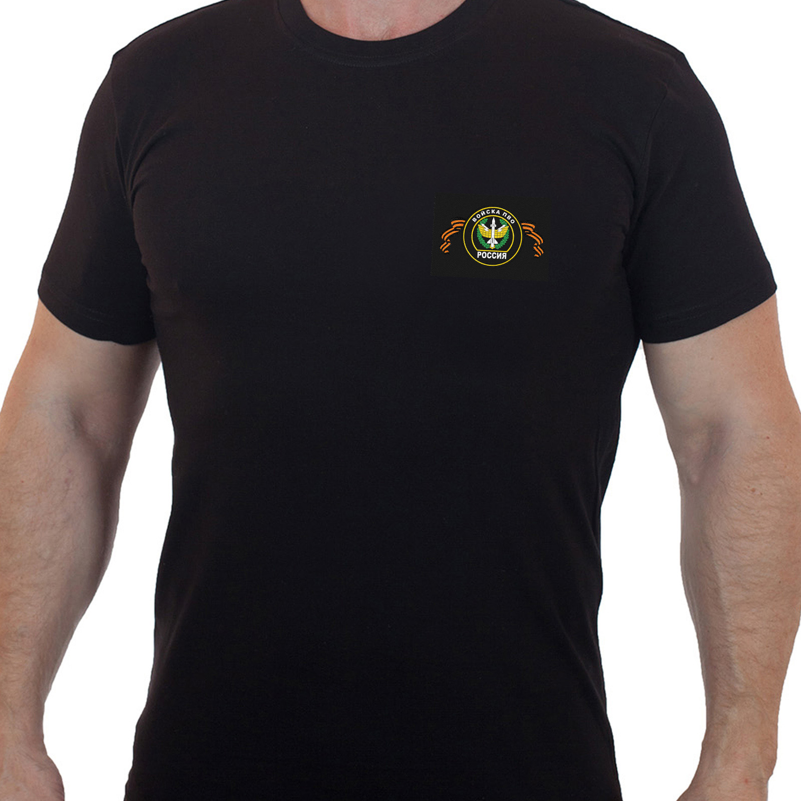 Купить черную крутую футболку с вышитым шевроном войска ПВО оптом выгодно