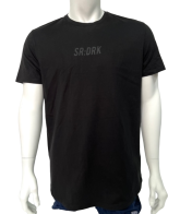 Черная мужская футболка со светлым принтом