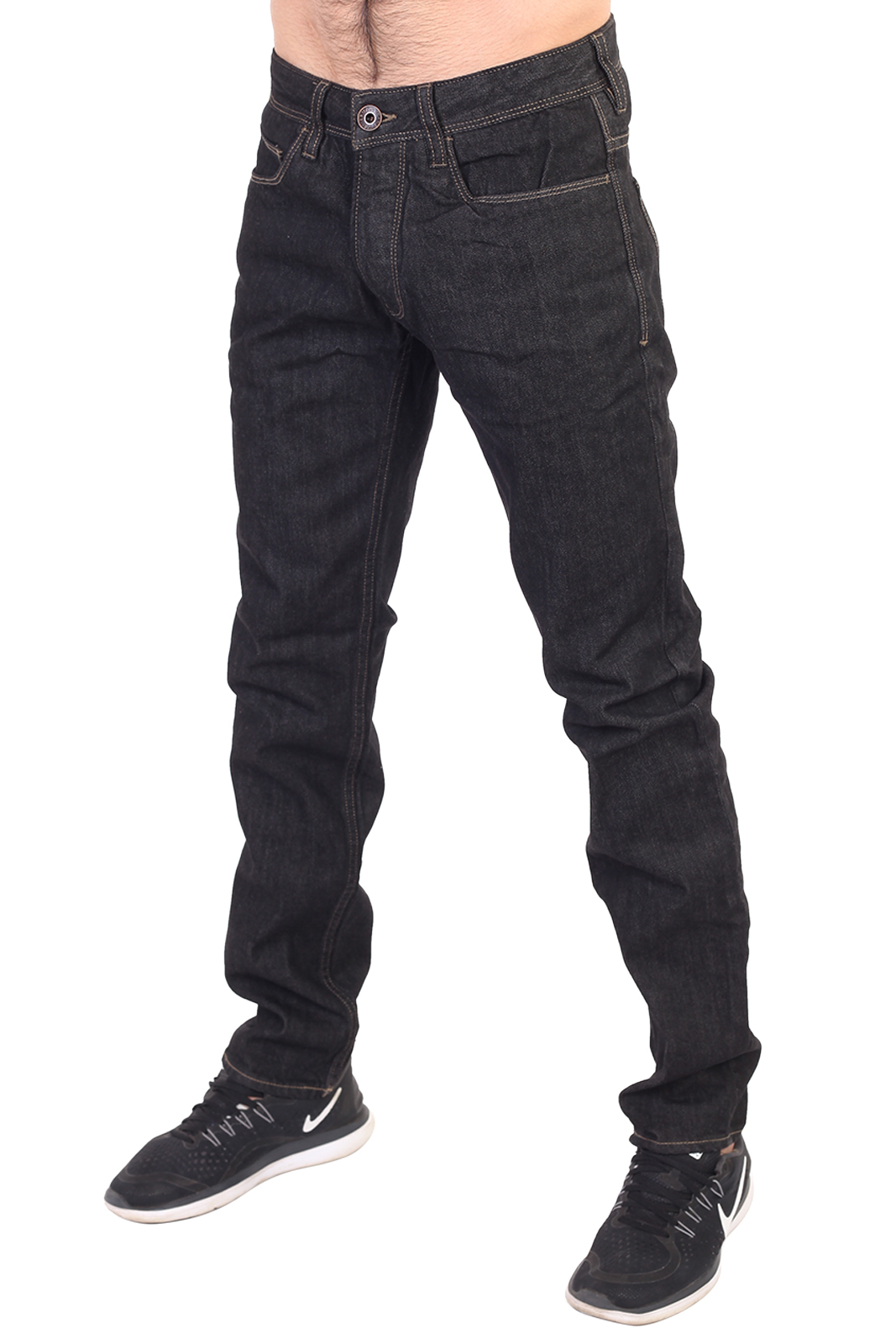 Мужские джинсы насыщенного черного цвета из Италии