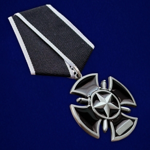 Черный Окопный крест ЧВК Вагнер (Муляж) на подставке