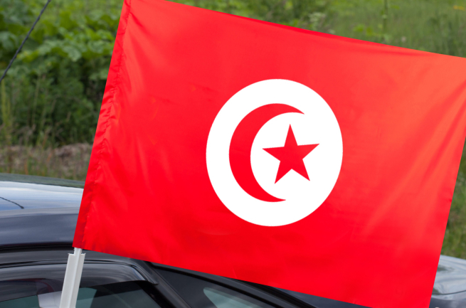 Флаг Туниса на машину