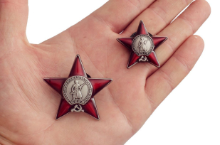 Мини-копия "Орден Красной Звезды" - сравнительный размер с оригиналом