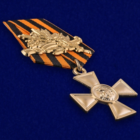 Георгиевский крест с лавровой веточкой