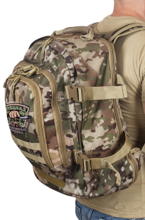 Камуфляжный рюкзак с нашивкой Охотничьих войск заказать онлайн