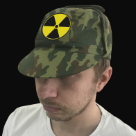 Мужская кепка в военном стиле с шевроном Радиации.