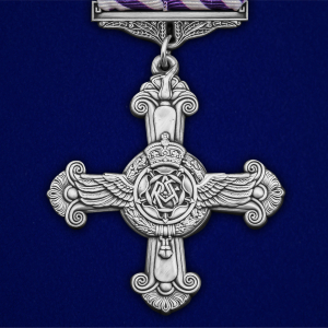 Крест "За выдающиеся летные заслуги"
