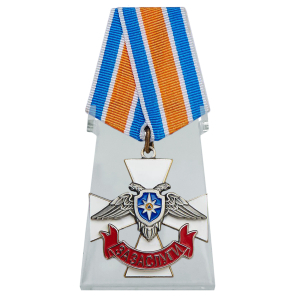 Крест "За заслуги" МЧС ДНР на подставке