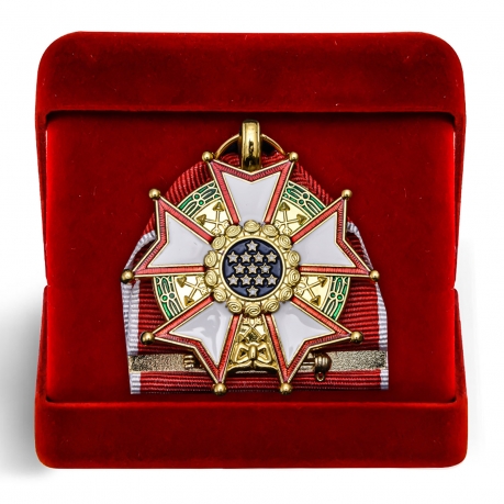 Латунный орден Легион Почета США 4-й степени