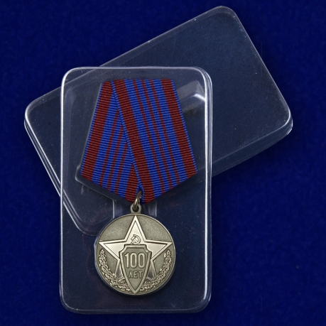 Медаль "100 лет полиции России" в футляре