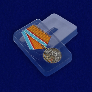 Медаль 25 лет МЧС - в пластиковом футляре