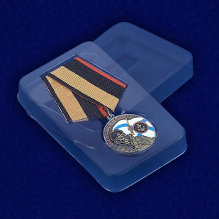 Медаль "Ветеран Морской пехоты" - вид в футляре