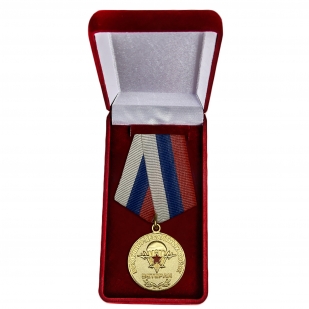 Медаль ветеранам ВДВ в футляле