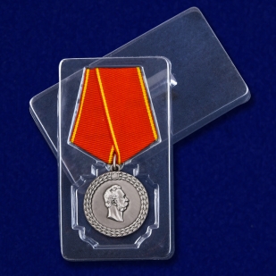 Медаль За беспорочную службу в полиции - в пластиковом футляре