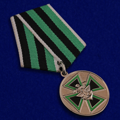 Медаль "За доблесть" ФСЖВ в бархатистом футляре из флока с прозрачной крышкой - общий вид