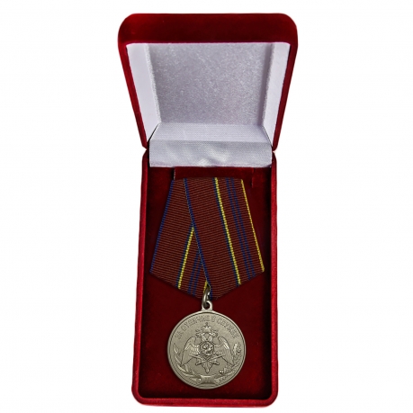 Медаль "За отличие в службе" Росгвардии в футляре