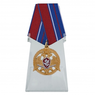 Медаль За проявленную доблесть 1 степени на подставке