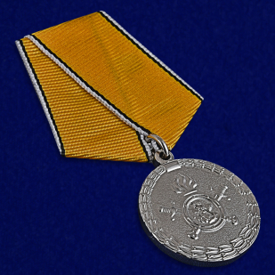 Медаль "За разминирование" МВД РФ в бархатистом футляре из флока - общий вид