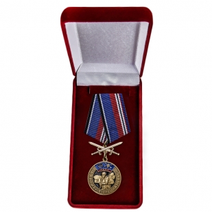 Медаль За службу в спецназе РВСН с мечами в бархатном футляре