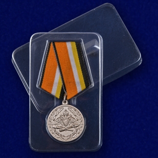 Медаль "За усердие при выполнении задач радиационной, химической и биологической защиты" в футляре