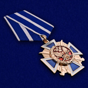 Медаль "За заслуги перед казачеством" 1 степени в бархатистом футляре из флока - общий вид