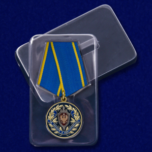 Медаль "За заслуги в контрразведке" ФСБ РФ в футляре