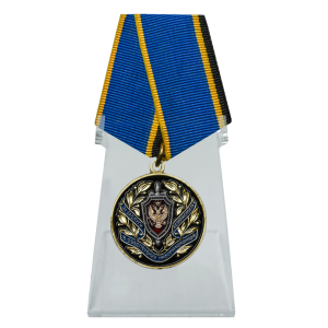 Медаль "За заслуги в обеспечении информационной безопасности" ФСБ РФ на подставке