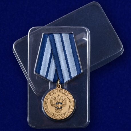 Медаль "За заслуги в развитии транспортного комплекса России" в футляре