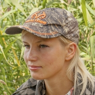 Модная женская милитари бейсболка Realtree.