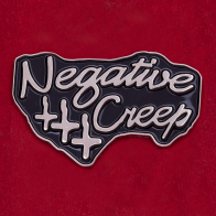 Молодежный дизайнерский значок Negative Creep от Stuntin