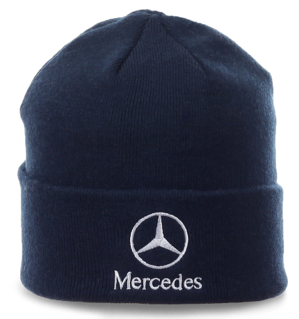 Мужская шапка Mercedes. Классная модель для поклонников скорости и качества