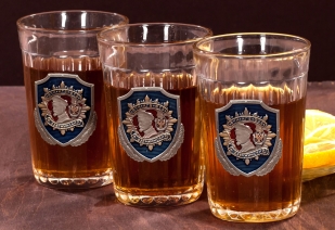 Заказать набор подарочных стаканов "ВЧК-КГБ-ФСБ"