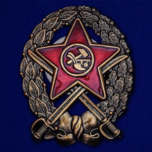 Нагрудный знак Красного Командира кавалерийских частей РККА на подставке - аверс