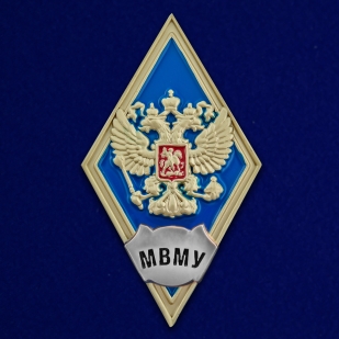 Нагрудный знак об окончании Московского военно-музыкального училища - общий вид