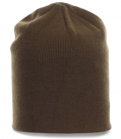 Однотонная мужская шапка кофейного цвета. Модная и теплая модель на каждый день