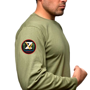 Оливковая футболка с длинным рукавом Z V