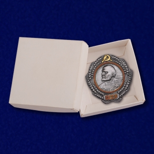 Орден Ленина (1930-1934 г.г.) на подставке - в коробочке