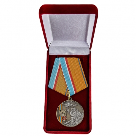 Памятная медаль "МЧС России 25 лет" - в футляре