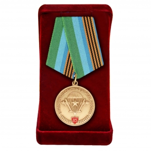 Памятная медаль ВДВ в футляре