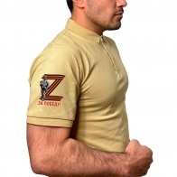 Песочная футболка-поло с георгиевским термопринтом «Z» на рукаве