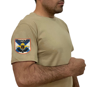 Песочная футболка с термопринтом "Морская пехота" на рукаве